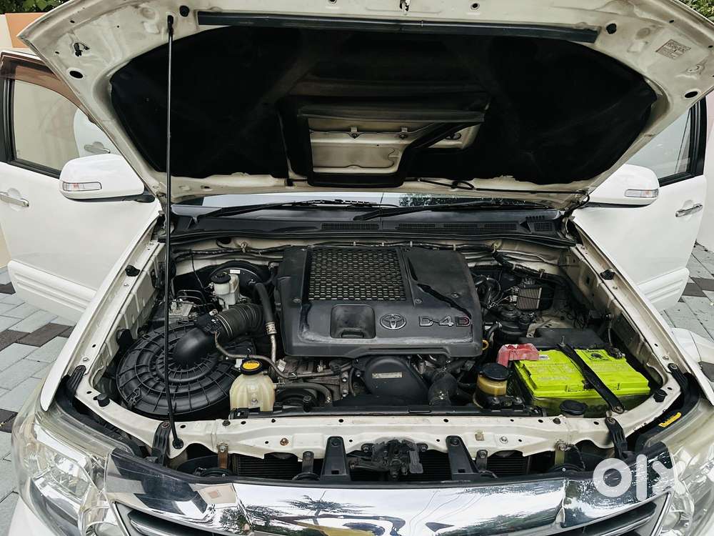 Toyota Fortuner 2011-2016 4x2 At, 2012, Diesel