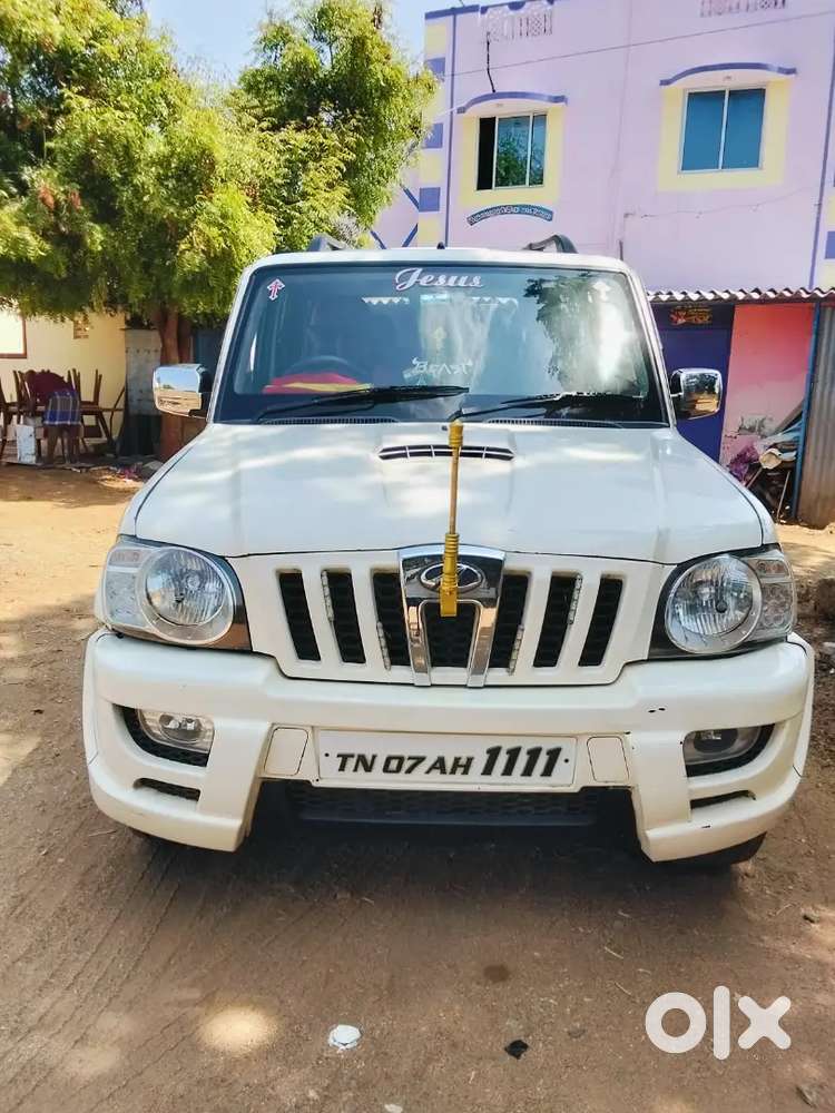 Mahindra Scorpio Classic 2005