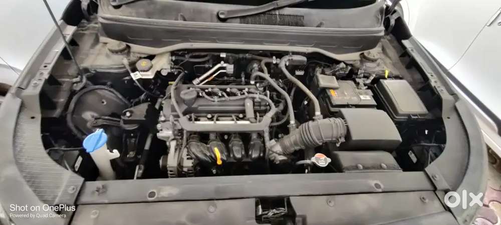Hyundai Venue Petrol Manual 2024