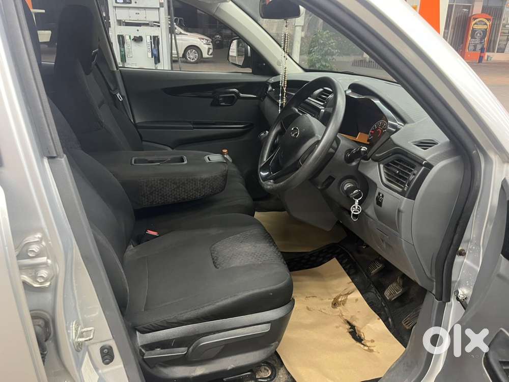 Mahindra Kuv100 Nxt 2018 Petrol Manual Car