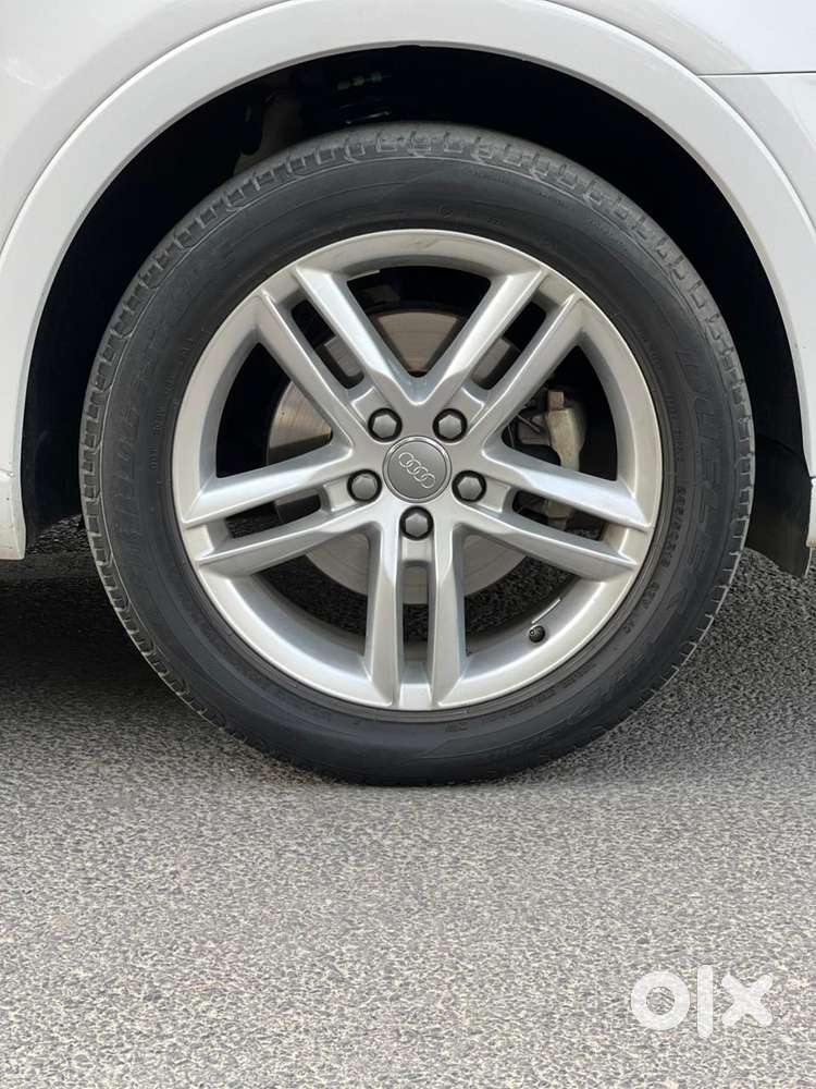 Audi Q3 40 Tfsi Premium Plus, 2019, Petrol