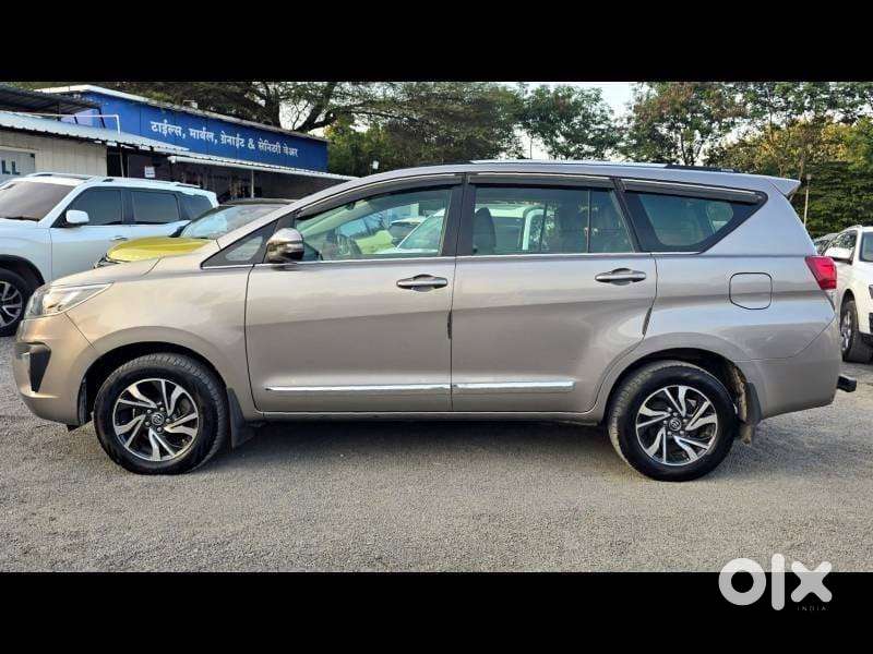 Toyota Innova Crysta 2.4 G Mt 8s, 2021, Diesel