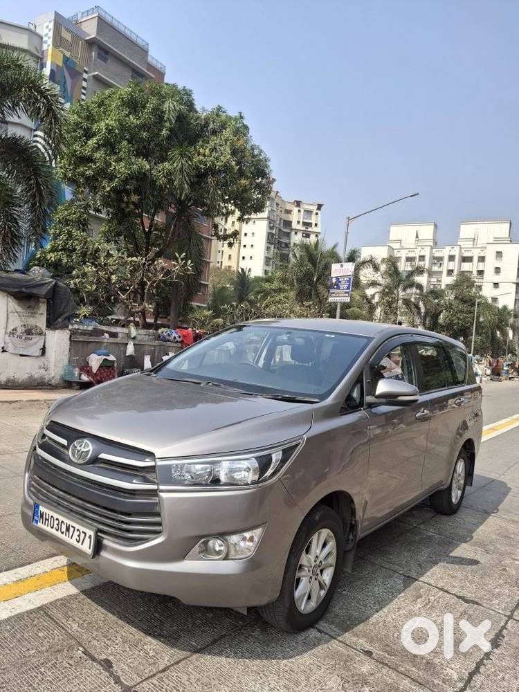 Toyota Innova Crysta [ ] 2.4 Gx At 7 Str, 2017, Petrol