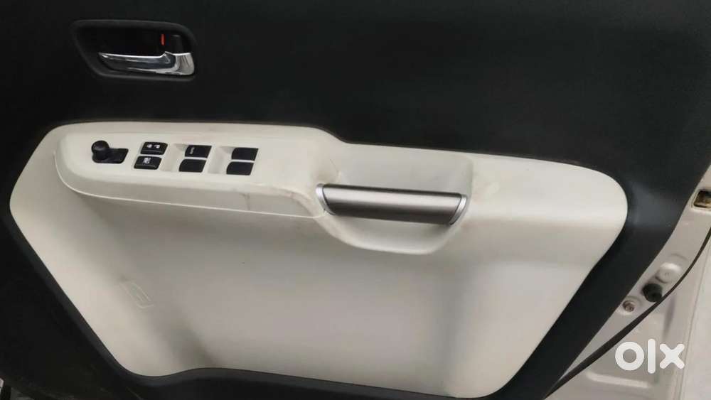 Maruti Suzuki Ignis 1.2 Amt Zeta, 2017, Petrol