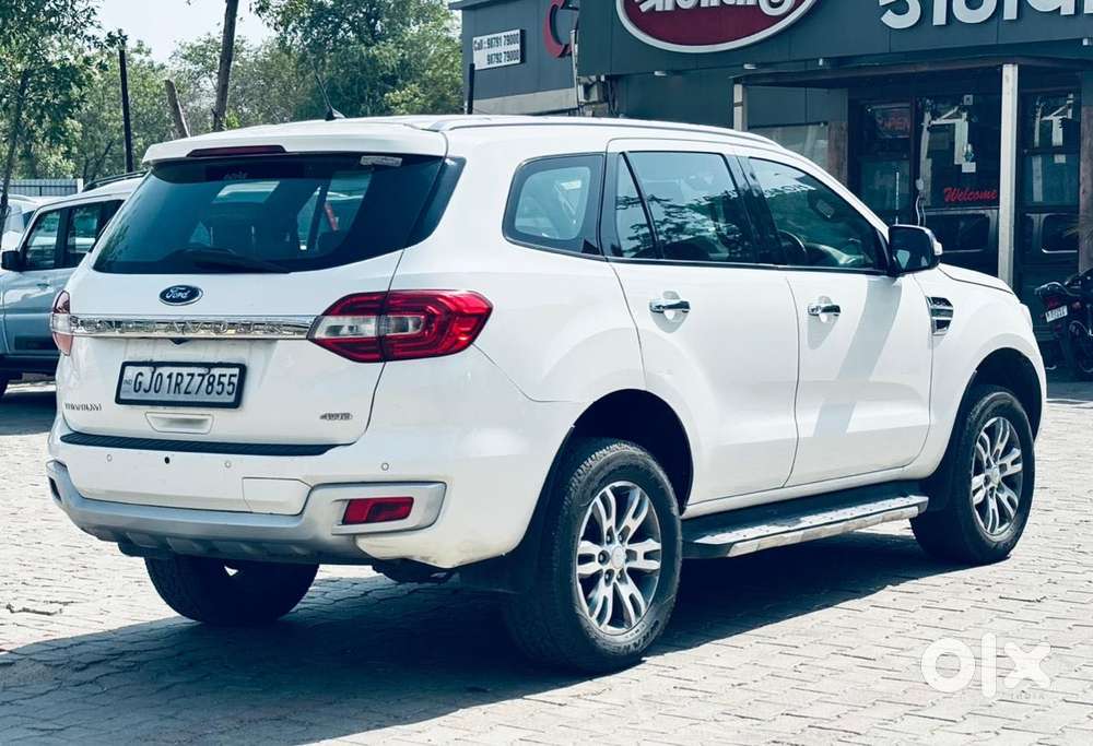Ford Endeavour 3.2 Titanium At 4x4, 2017, Diesel