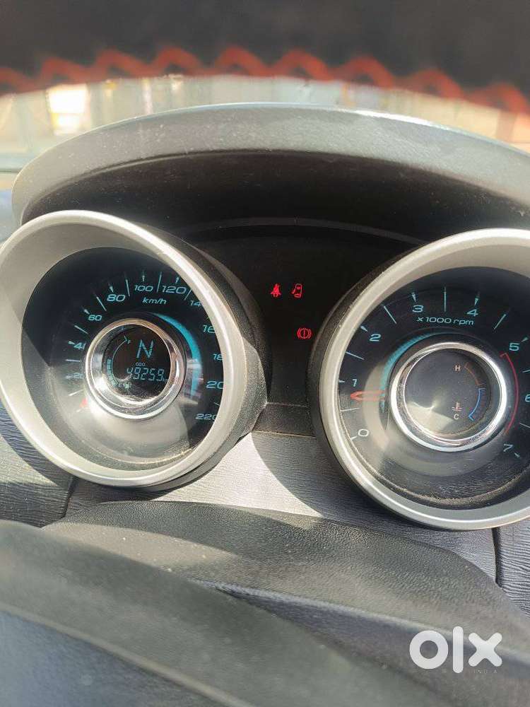 Mahindra Xuv500 At W10 Fwd, 2016, Diesel