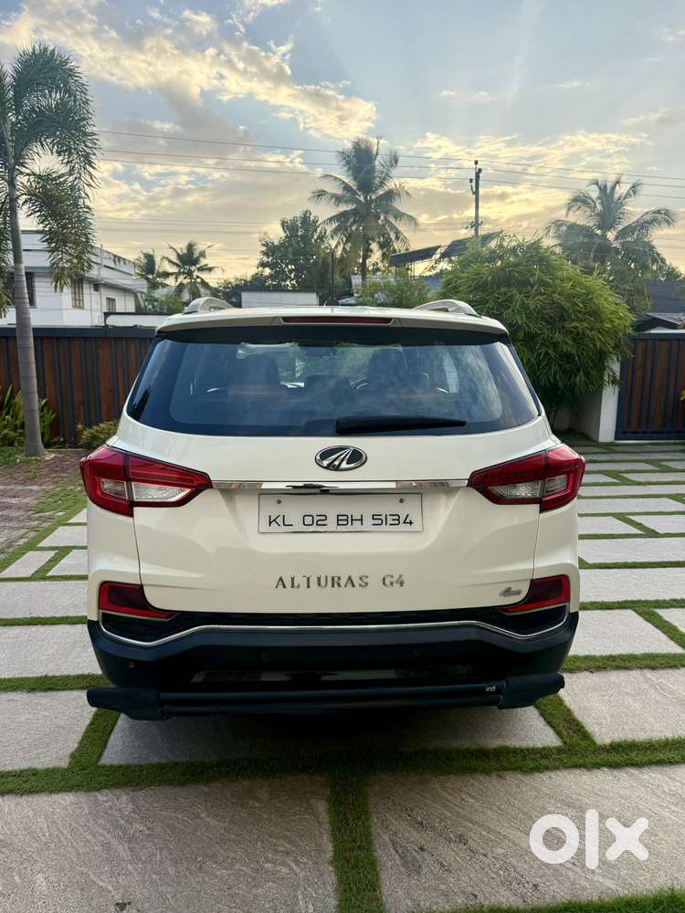 Mahindra Alturas G4 4x4 At, 2019, Diesel