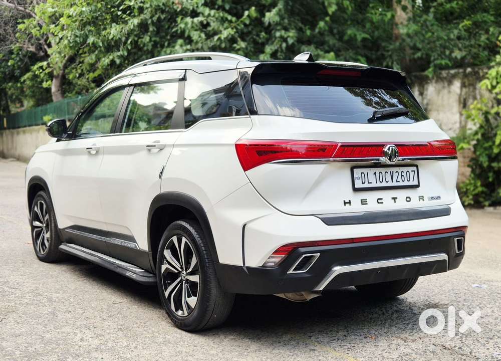 Mg Hector Plus Sharp Pro 1.5 Turbo Petrol Cvt 6 Str, 2023, Petrol