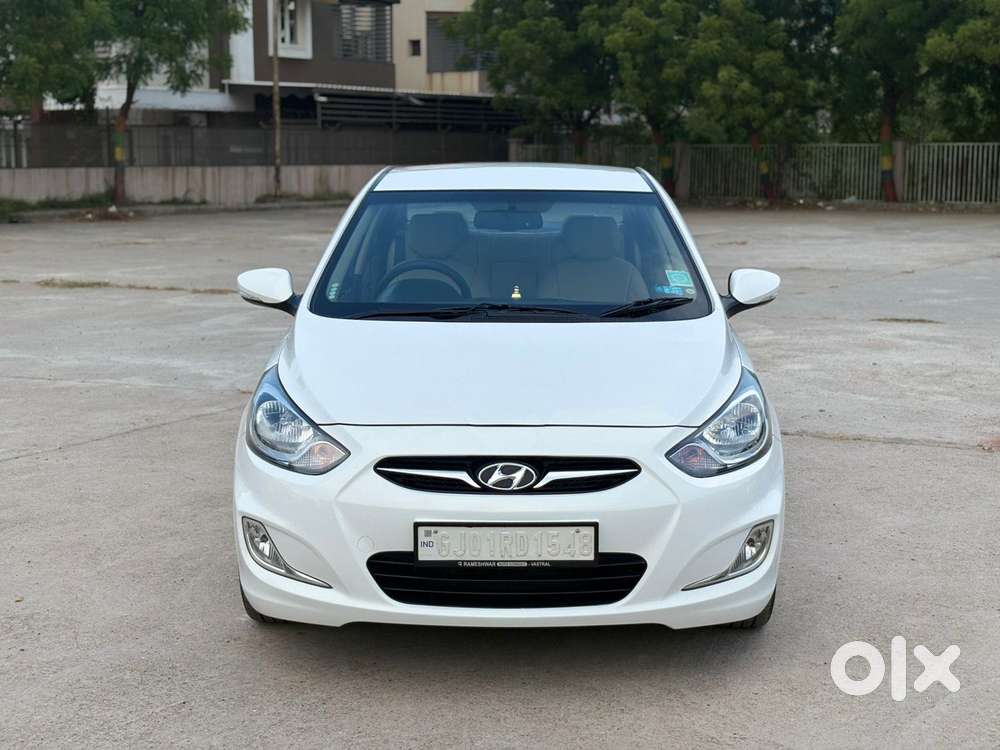 Hyundai Verna Fluidic 1.6 Vtvt Sx, 2013, Petrol