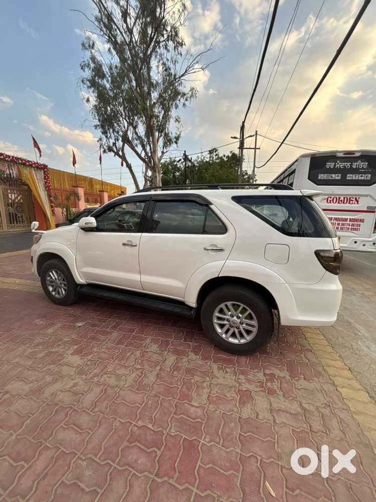 Toyota Fortuner 2014 Diesel Well Maintained