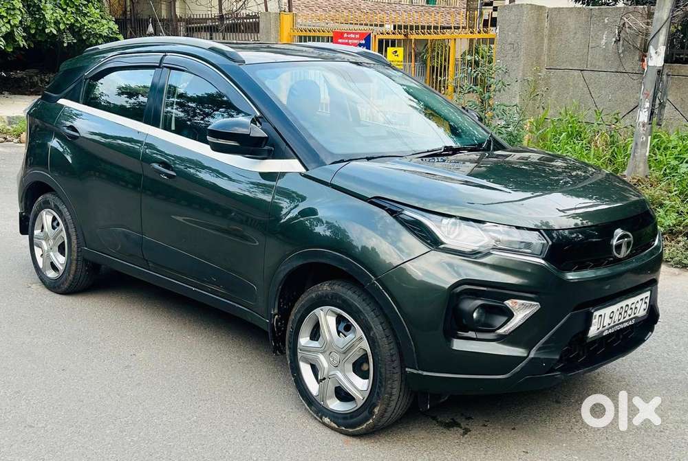 Tata Nexon 1.2 Revotron Xm (s), 2023, Cng & Hybrids