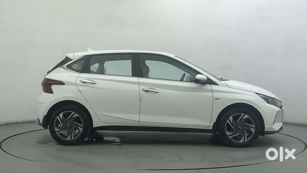 Hyundai I20 Asta (o) 1.0 Turbo Dct, 2022, Petrol