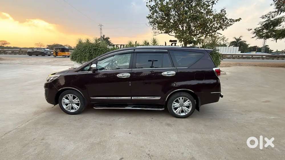 Toyota Innova Crysta