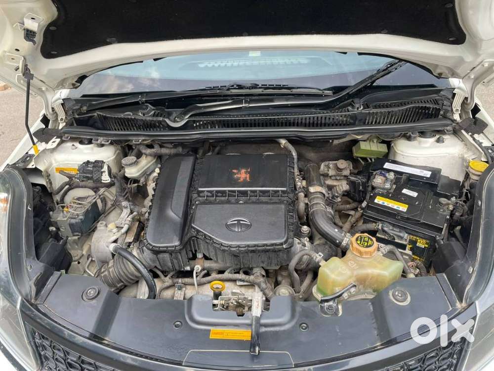 Tata Nexon 1.2 Revotron Xma Amt (s), 2019, Diesel