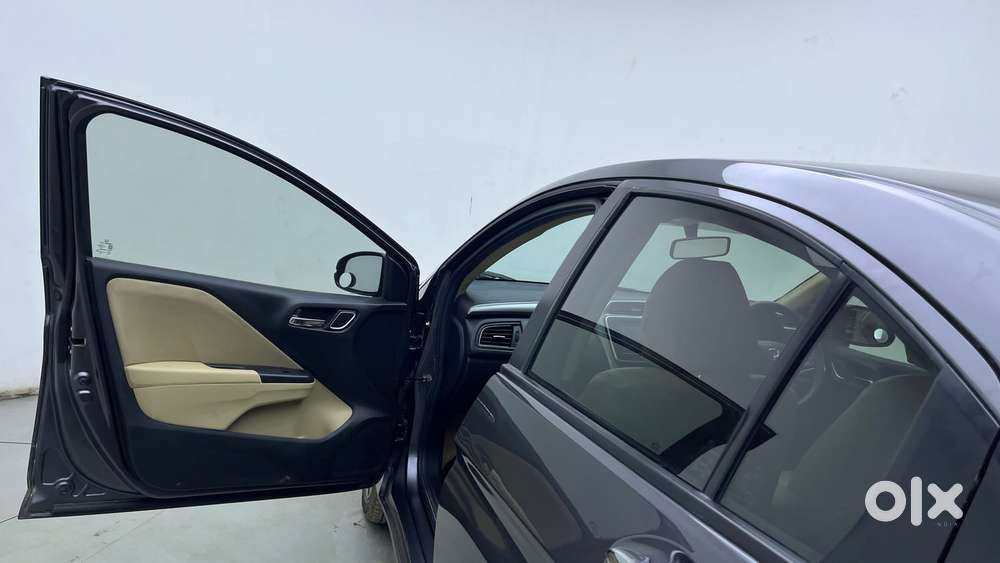 Honda City I-vtec V, 2022, Petrol