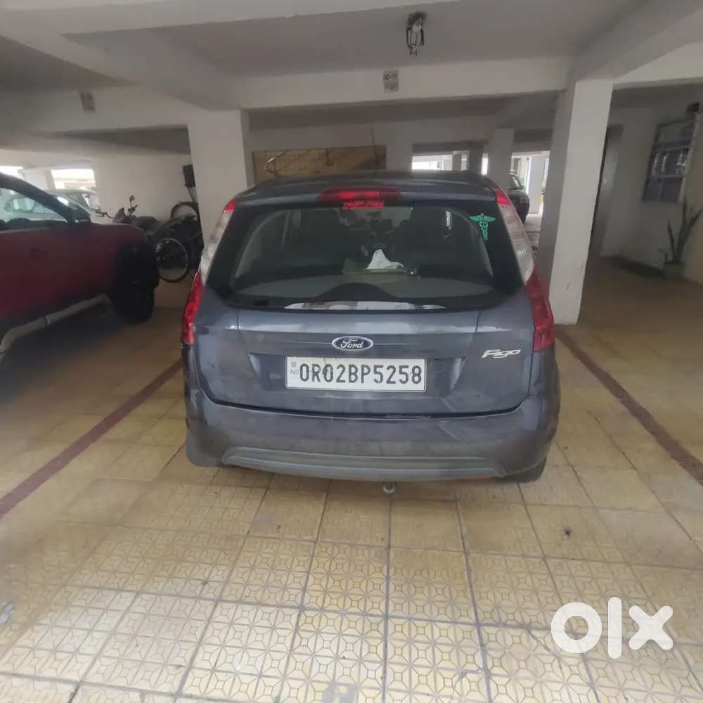 Ford Figo 1.2 Titanium 2011