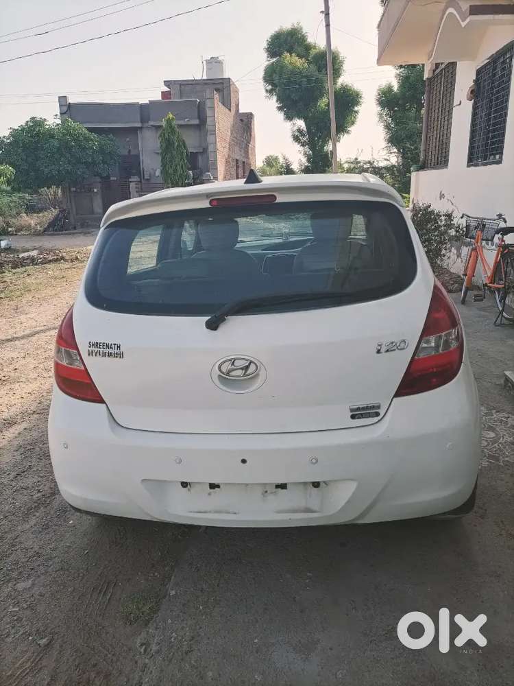 Hyundai I20 2009 Cng & Hybrids 90000 Km Driven