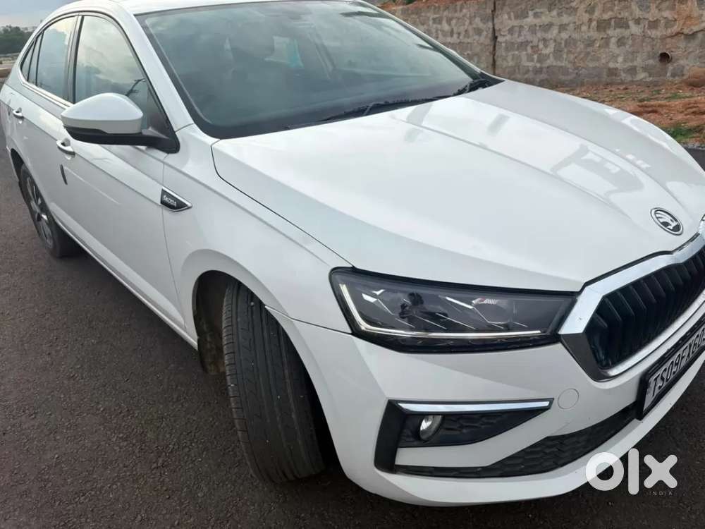 Skoda Slavia Style 1.0l Tsi At, 2022, Petrol