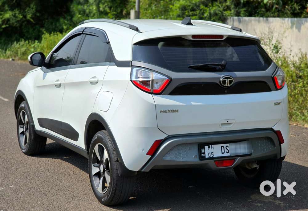 Tata Nexon 1.2 Revotron Xza Plus Dualtone, 2018, Diesel