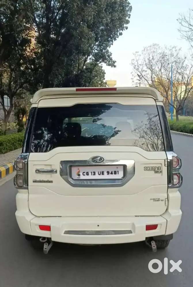 Mahindra Scorpio 2015 Diesel Automatic First Owner All Service