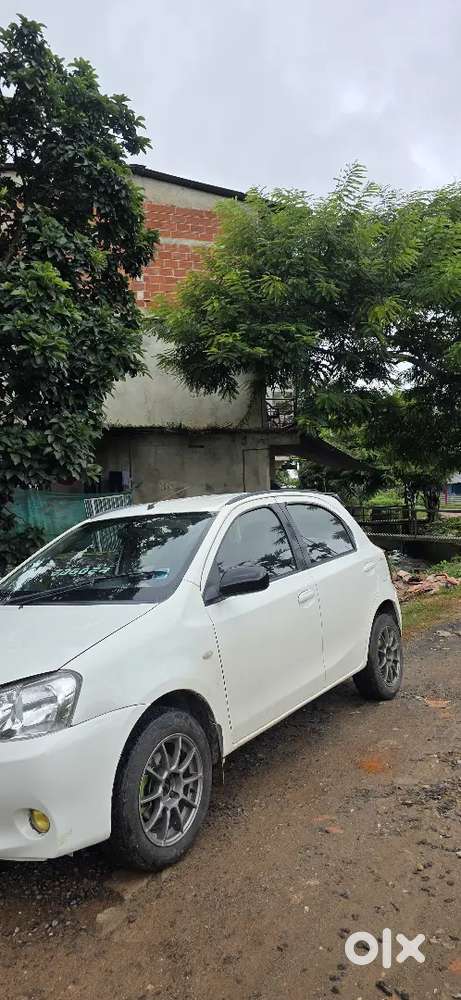 Toyota Etios Liva 2013 Car