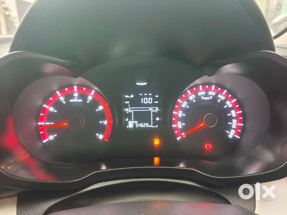 Mahindra Xuv300 W6, 2023, Petrol