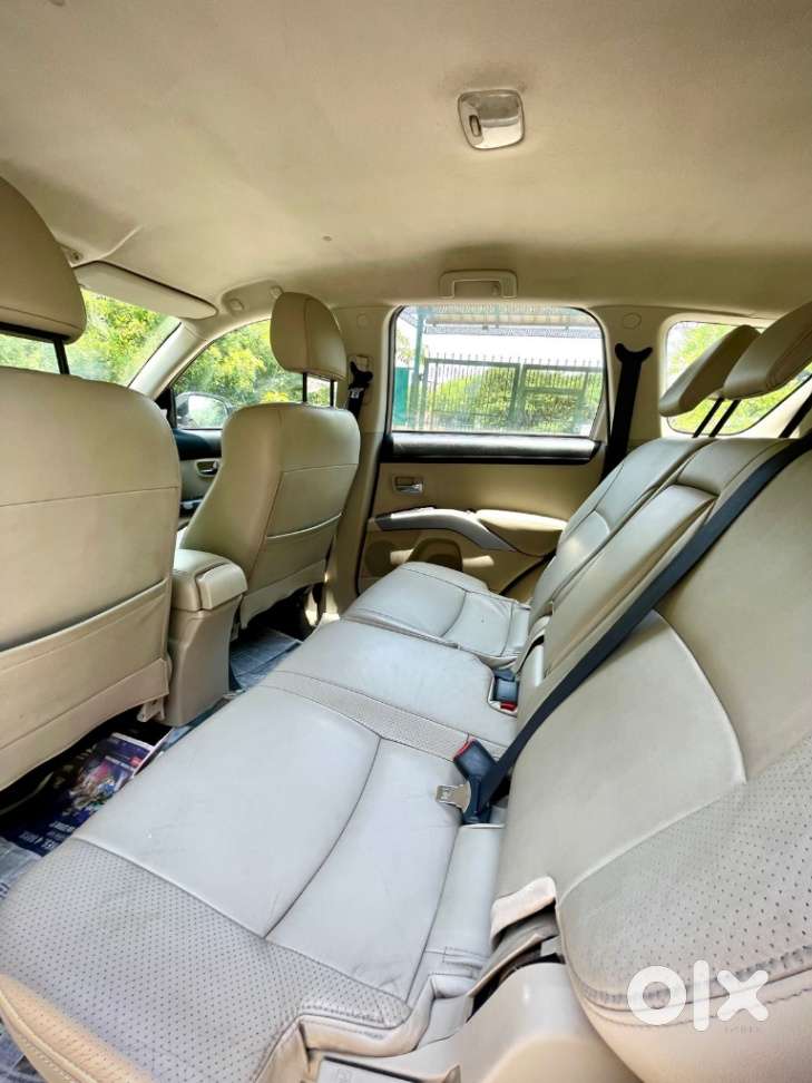 Mitsubishi Outlander 2.4 Cvt, 2010, Petrol