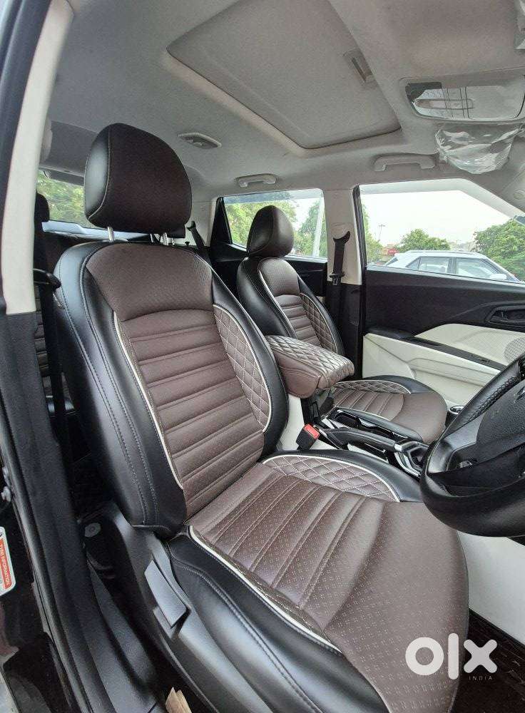 Mahindra Xuv 3xo, 2025, Petrol