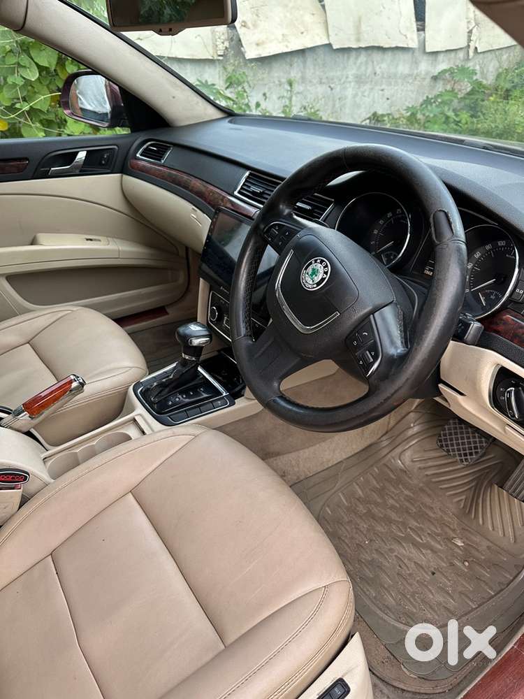 Skoda Superb 2011 2.0 Tdi Automatic