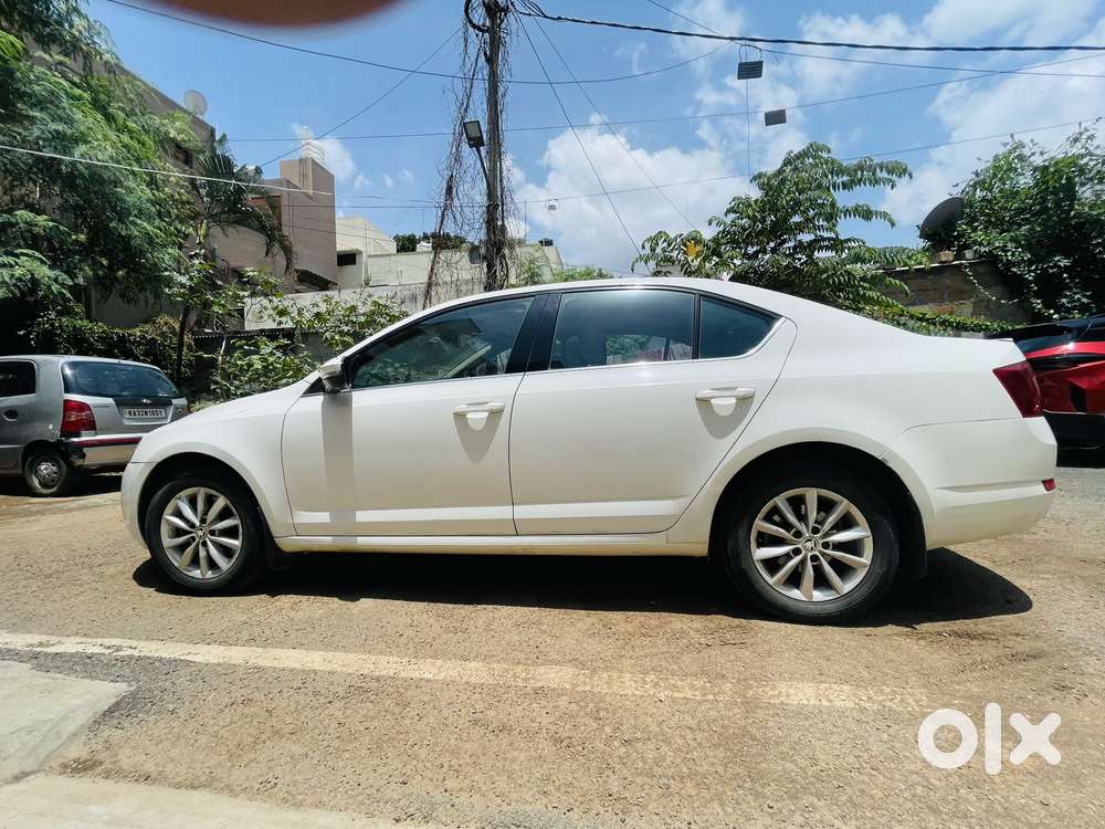 Skoda Octavia Elegance 1.8 Tsi At, 2016, Petrol