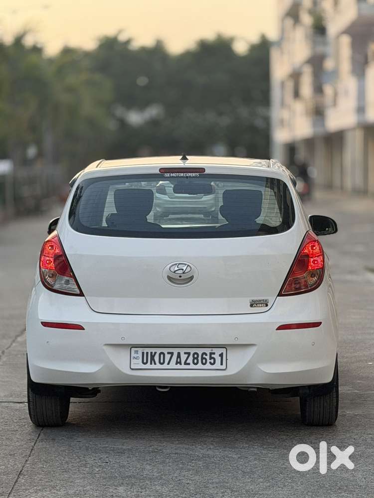 Hyundai I20 Sportz Plus, 2013, Petrol