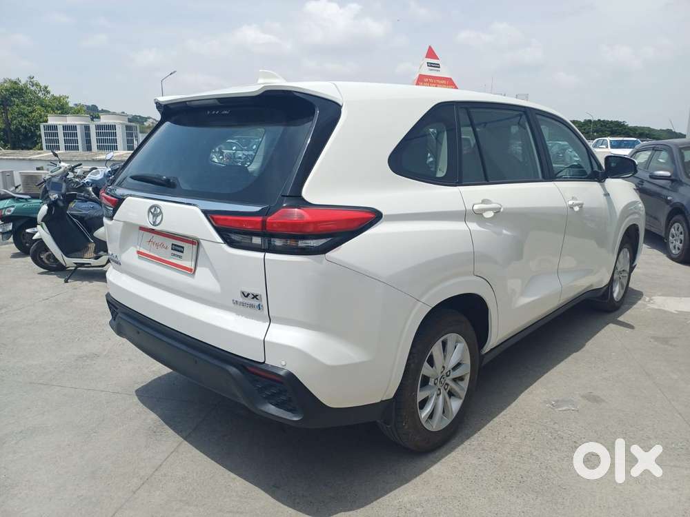 Toyota Innova Hycross 2.0 Vx Hybrid 8 Str, 2023, Electric