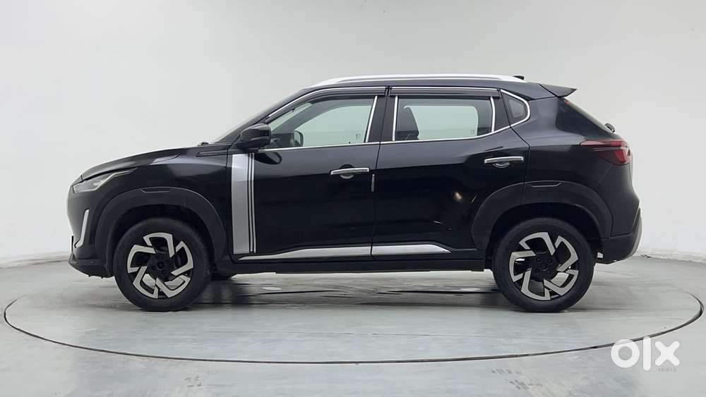Nissan Magnite 1.0 Xv, 2022, Petrol