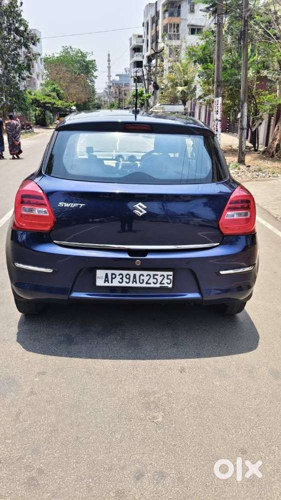Maruti Suzuki Swift Vxi + Manual, 2019, Petrol