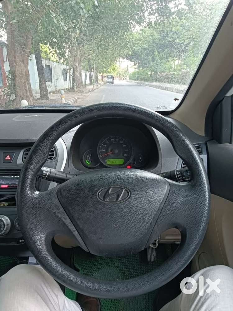 Hyundai Eon 2015 Petrol 70200 Km Driven Urgent Sale