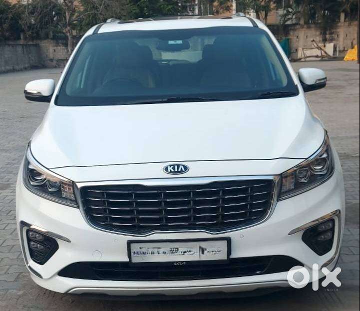 Kia Carnival Limousin Plus 7 Str