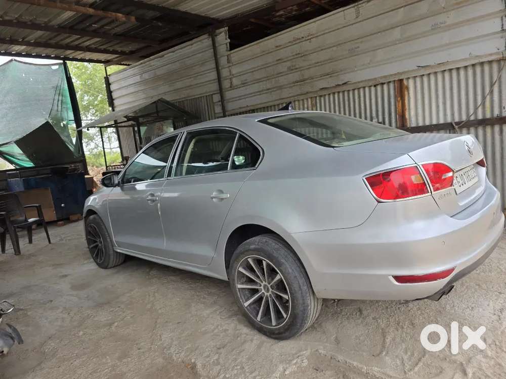 Volkswagen Jetta 2013 Petrol Well Maintained