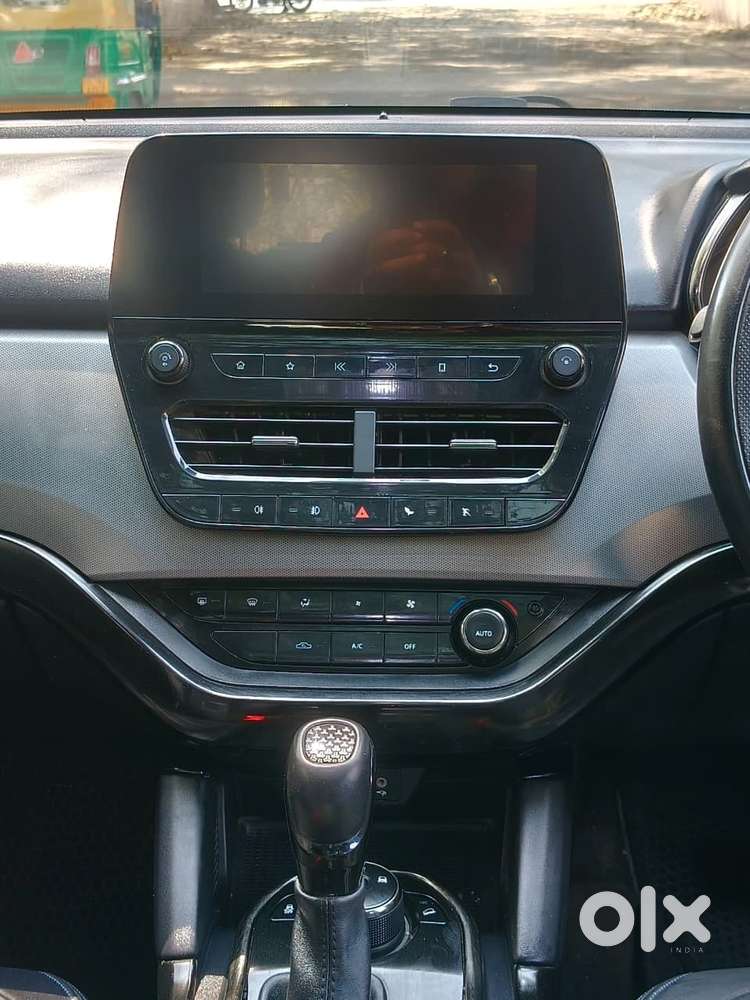 Tata Safari 2.0 Xz Plus Dark Edition, 2022, Diesel