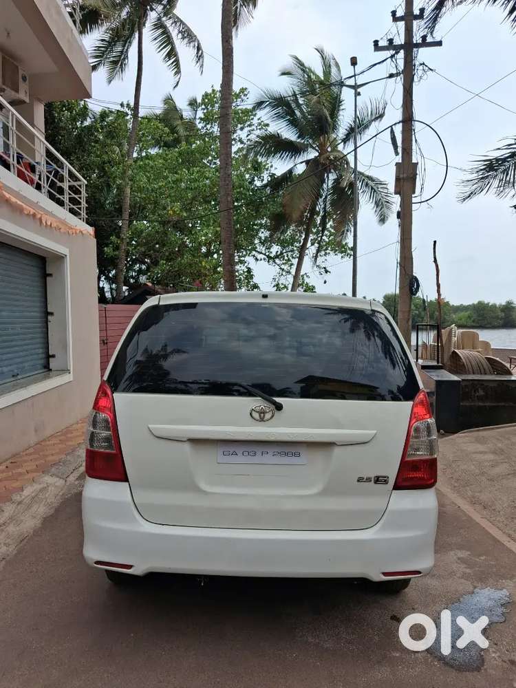 Toyota Innova 2013 Diesel 256000 Km Driven