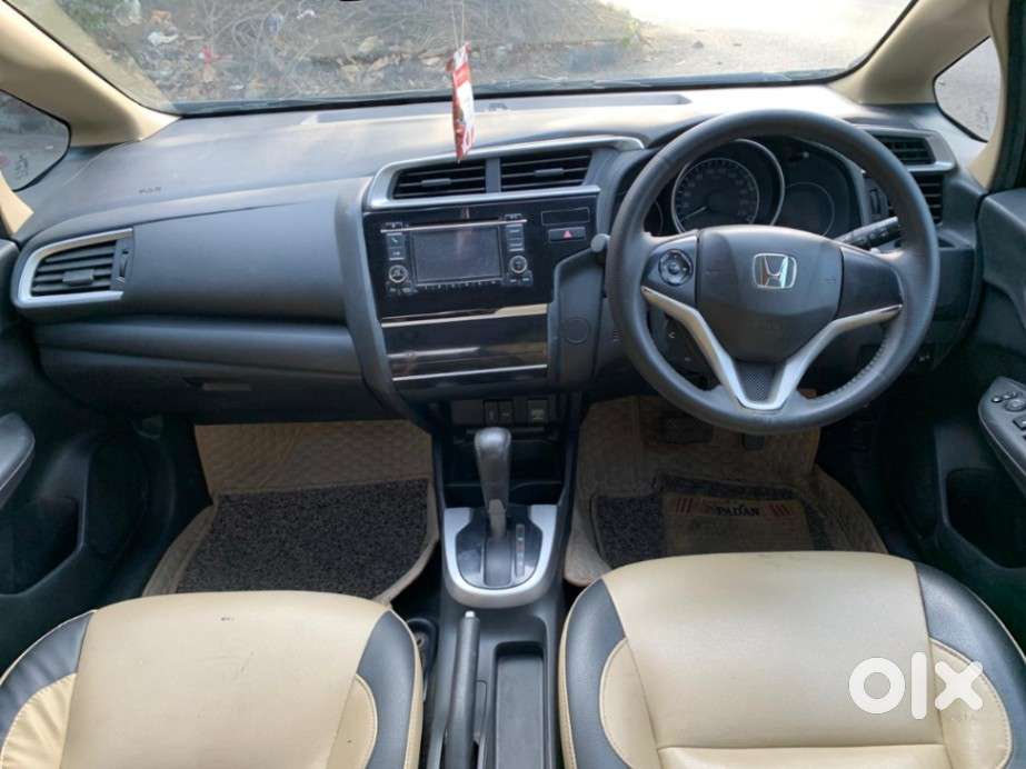 Honda Jazz V Automatic, 2017, Petrol