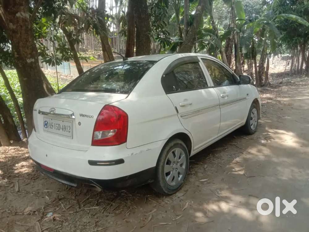 Hyundai Verna Petrol 2010