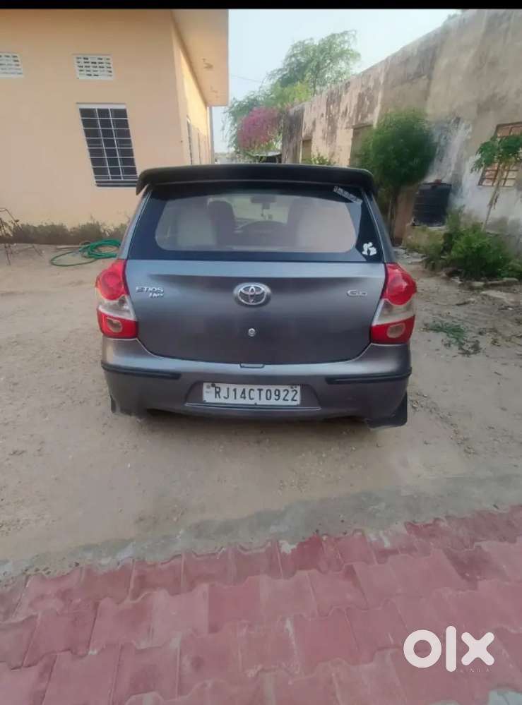 Toyota Etios Liva 2013