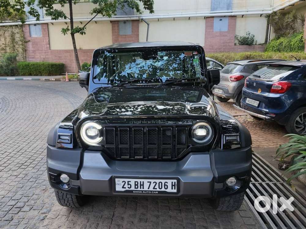 Mahindra Thar Roxx 2025 Diesel At 4wd Stealth Black