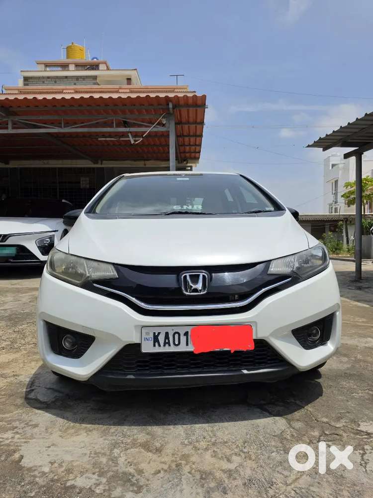 Honda Jazz 2016 Diesel Well Maintained