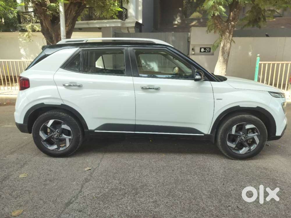 Hyundai Venue Sx Plus Turbo Dct, 2019, Petrol