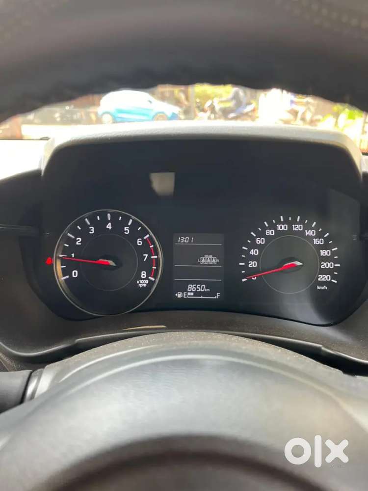 Maruti Suzuki New-gen Swift Oct 2024 Petrol 8650 Km Driv