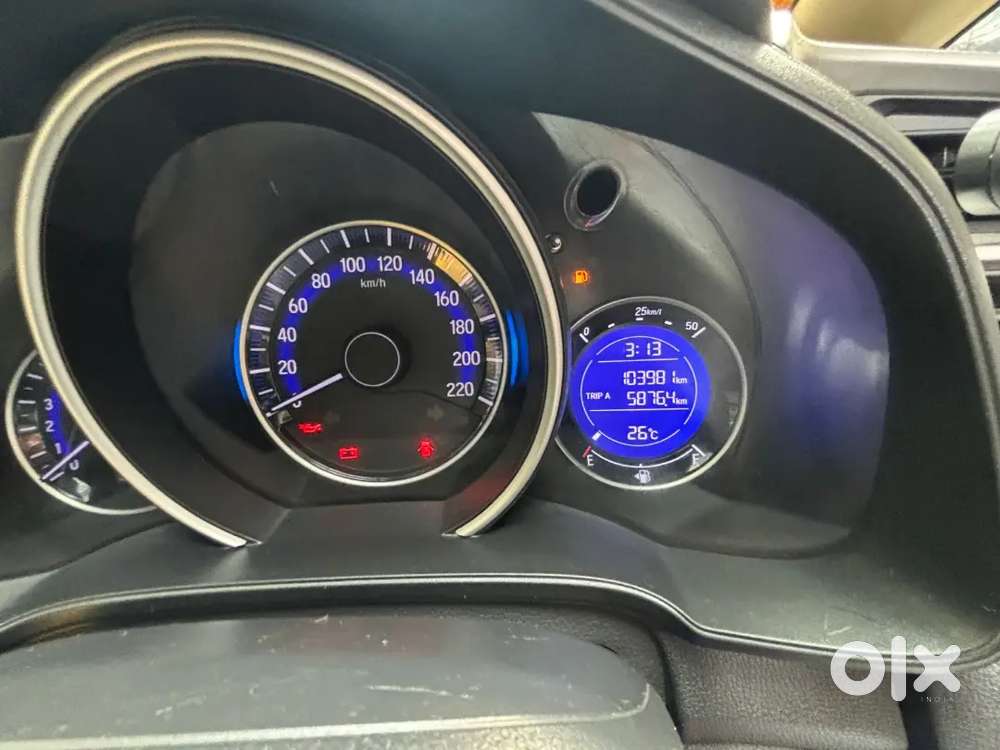 Honda Jazz 2016 Petrol 108000 Km Driven