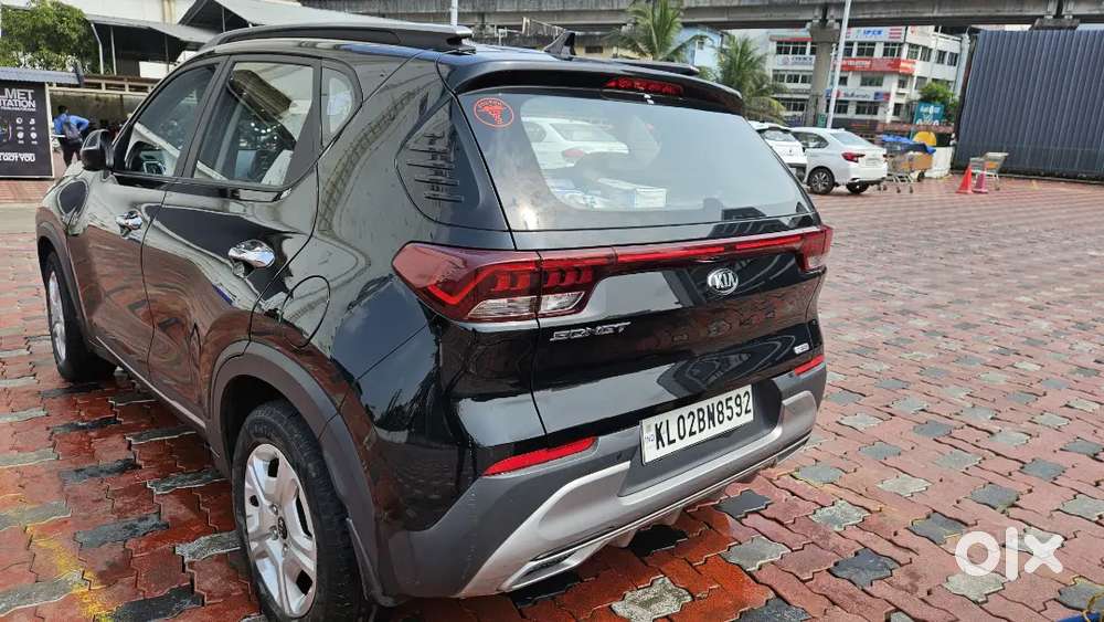 Kia Sonet 2021 Petrol 31500 Km Driven, Well Maintained