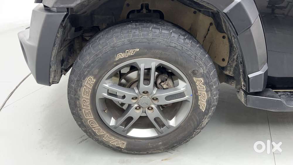 Mahindra Thar 2.0 Lx Hard Top Petrol At 4 Rwd, 2023, Petrol
