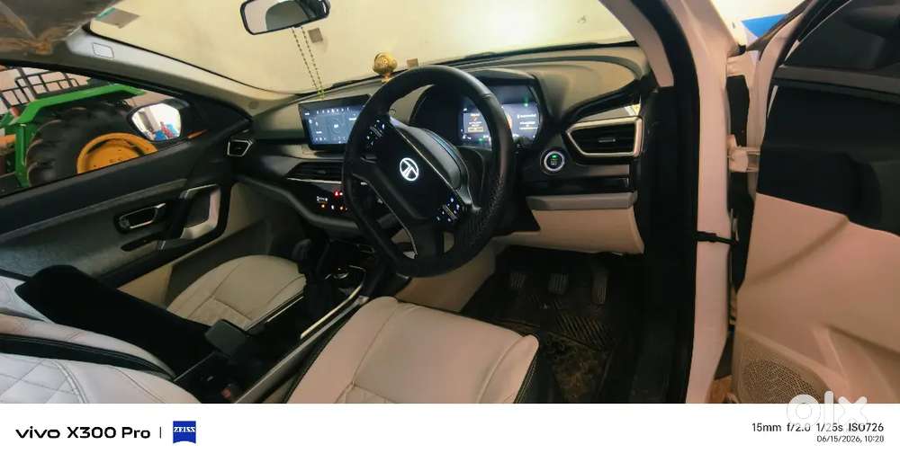 Tata Safari Diesel 2025